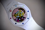Montre de poche AP x Swatch Royal Pop HUIT BLANC, cadran blanc à effet tapisserie et vis multicolores